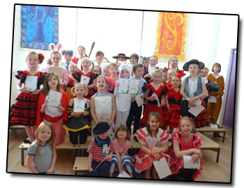 Children learning Spanish with LCF Clubs